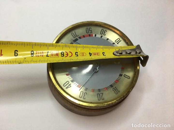 Coches y motocicletas: TERMOMETRO DE SALPICADERO DE COCHE &ordm; CELSIUS Y % REL. - Foto 4