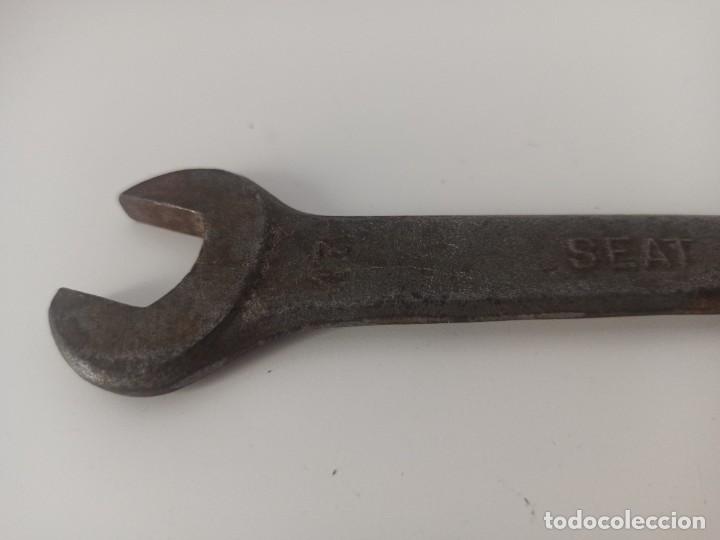Coches y motocicletas: Llave inglesa Seat - Foto 3