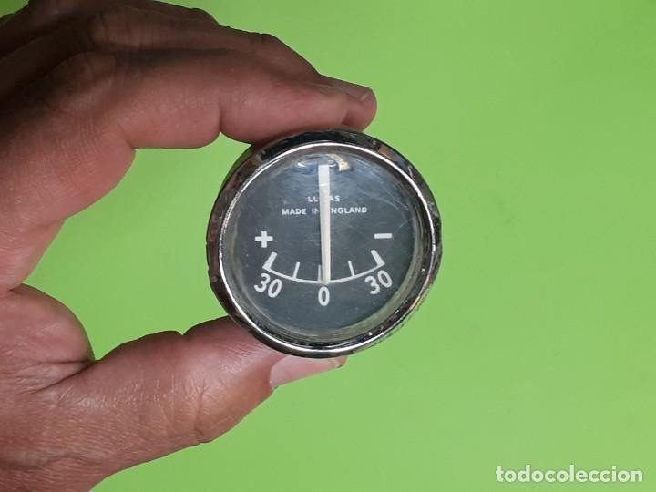 Autos und Motorr&auml;der: Reloj amper&iacute;metro para coche. Lucas, England.