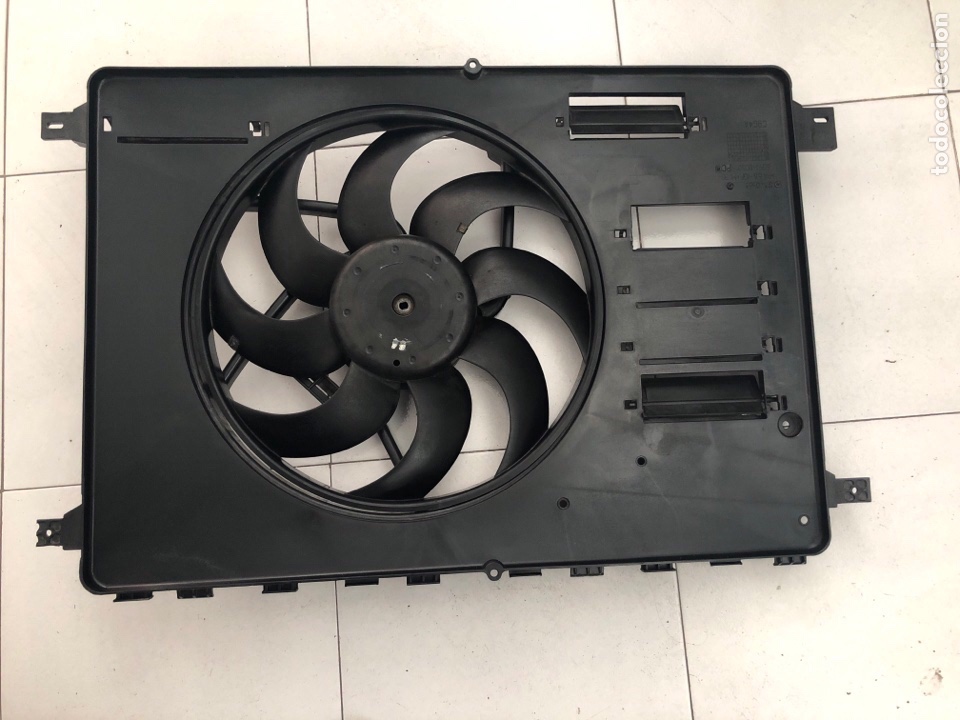Autos und Motorr&auml;der: CARCASA VENTILADOR- FORD 6G91-8C607 ( FORD MONDEO 2007 gasolina ) seminueva