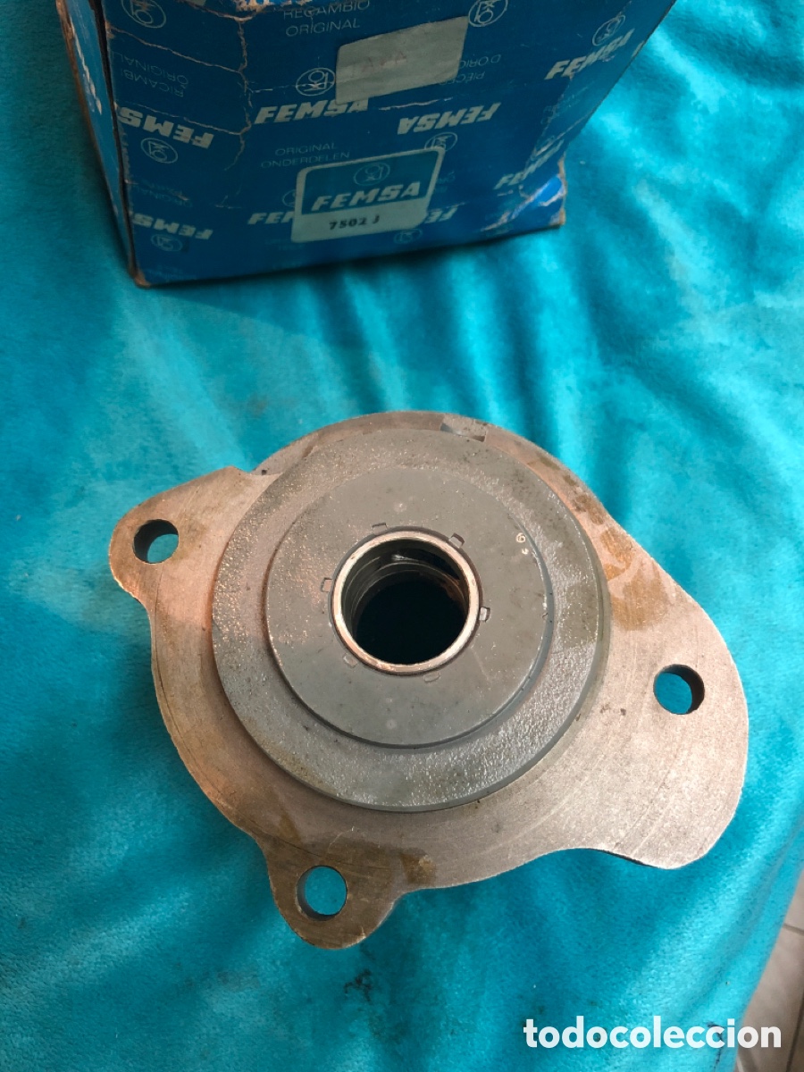 Automobili e Motociclette: TAPA ARRANQUE COAXIAL LADO PI&Ntilde;&Oacute;N - FEMSA 7502 ( AVIA Y PERKINS )