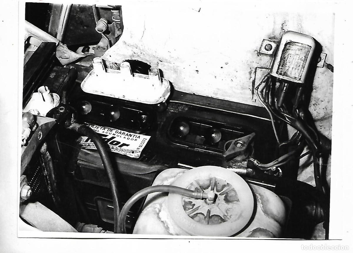 Automobili e Motociclette: M38-FOTO COCHE REVISION DE LA BATERIA ANTES DE VIAJAR - FOTO-VELOCIDAD -31 - 7 - 1.976