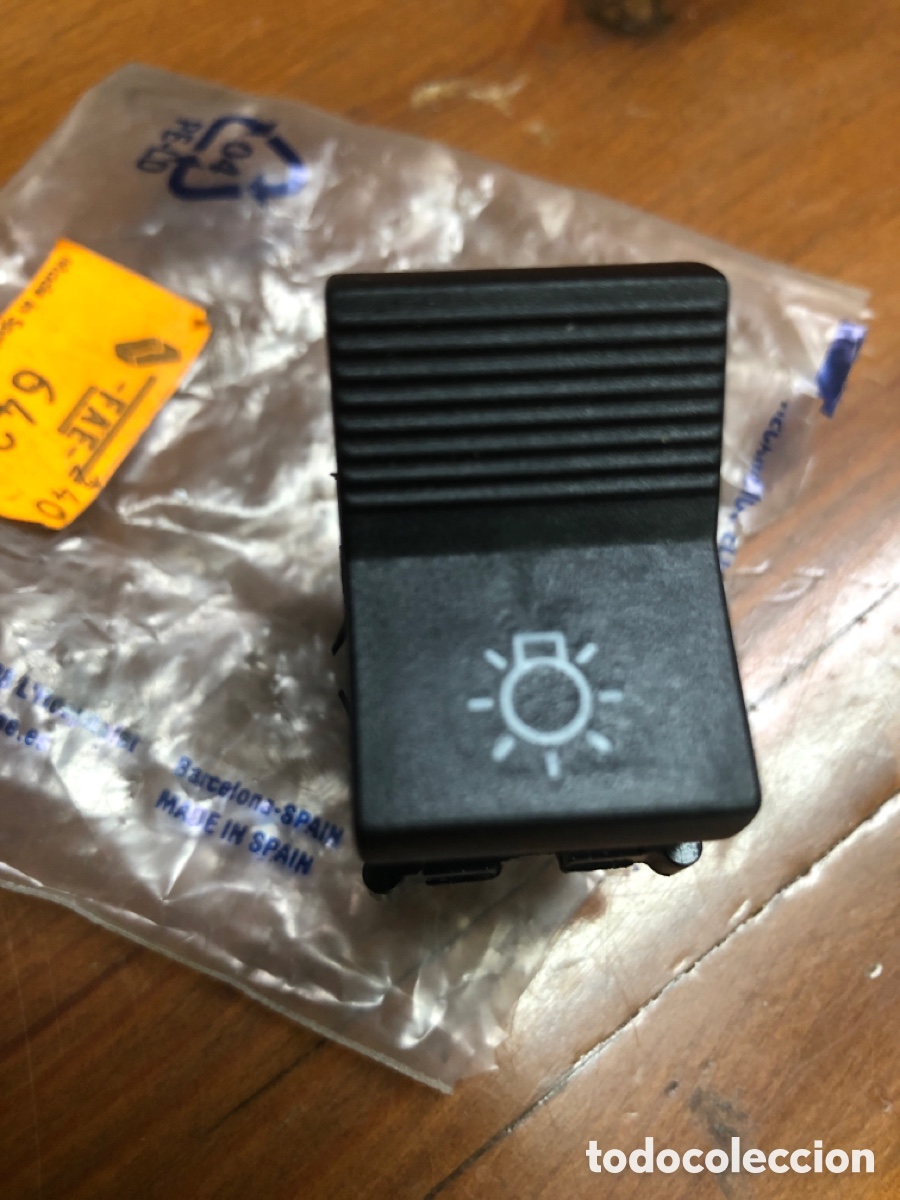 Autos und Motorr&auml;der: INTERRUPTOR DE LUCES - FAE 6426 ( LADA NIVA)