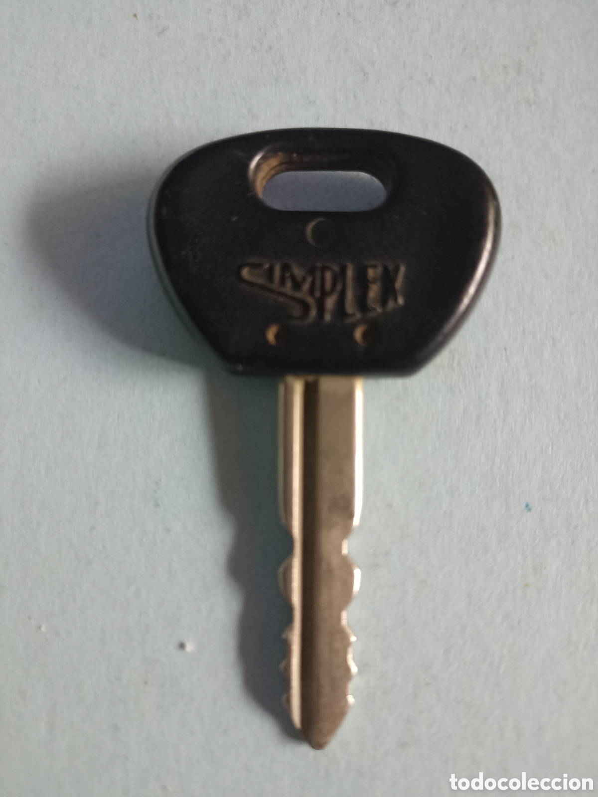 Coches y motocicletas: Llave de coche simplex - Foto 1