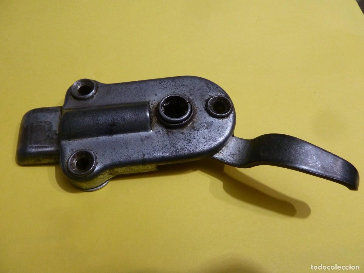 Voitures et Motocyclettes: CITROEN 2CV-MANIJA/CERRADURA TRASERA ORIGINAL(R&O)-CITROEN 2CV