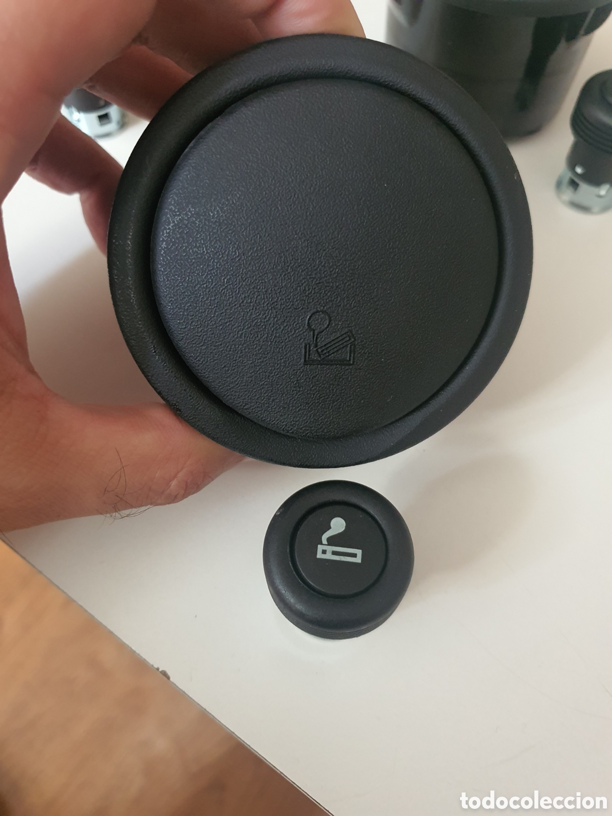 Autos und Motorr&auml;der: kit cenocero fumador original Ford.