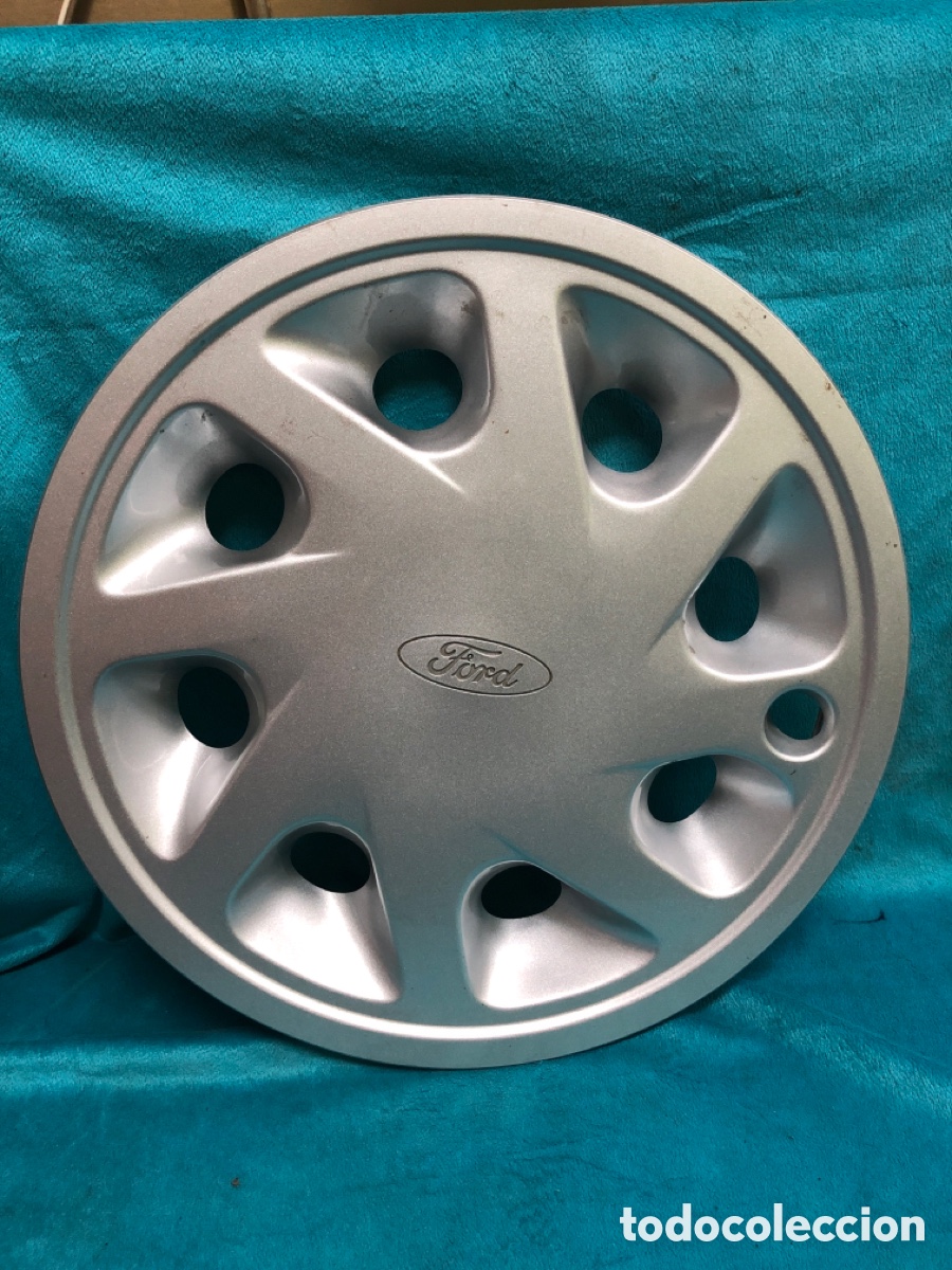 Autos und Motorr&auml;der: TAPACUBO- FORD 89AB-1130-CA