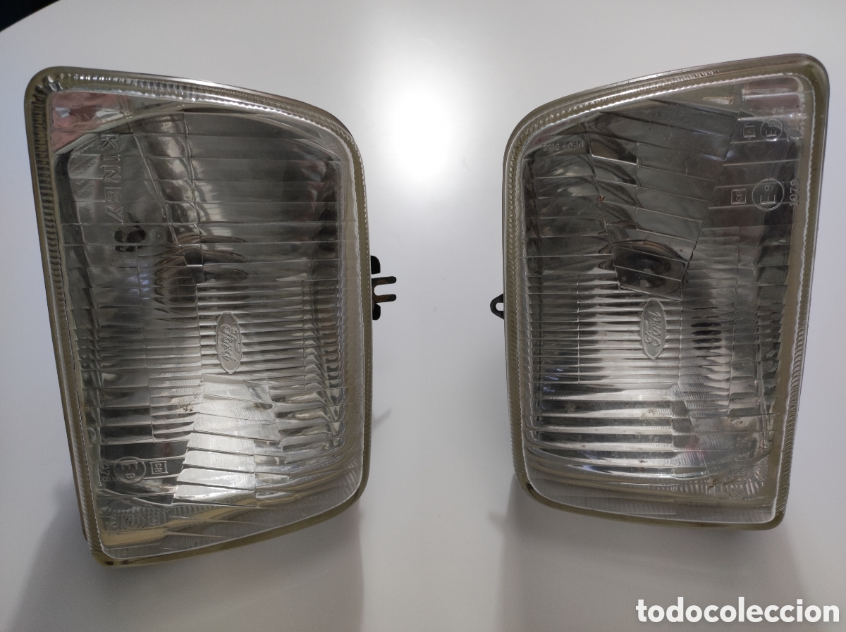 Automobili e Motociclette: 2 FAROS FORD FIESTA 84 FOCOS OPTICA COCHE, BLOC OPTIQUE, GRUPPO OTTICO, OPTICAL UNIT, SCHEINWERFEREI