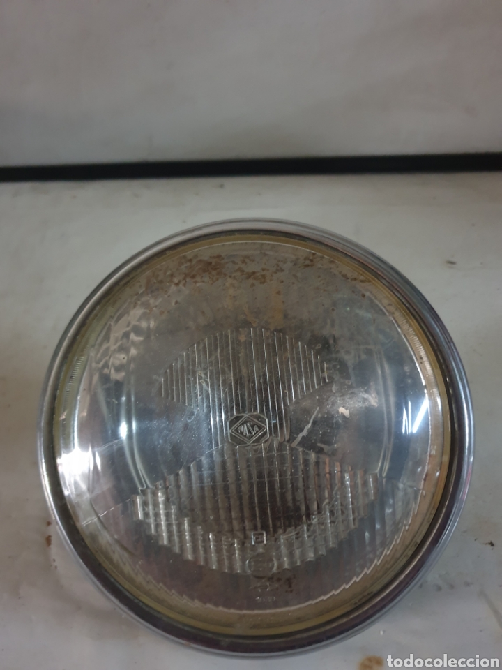 Coches y motocicletas: FARO CON EMBELLECEDOR - Foto 1