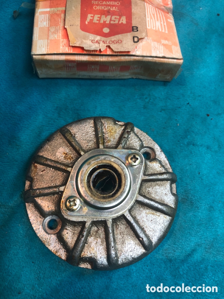 Automobili e Motociclette: TAPA DELANTERA DINAMO LADO POLEA ( TRACTOR LANZ PEQUE&Ntilde;O)