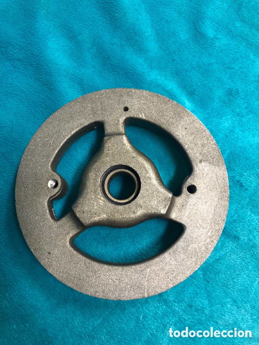 Automobili e Motociclette: TAPA D&Iacute;NAMO LADO POLEA ( RENAULT 6- 8 - 10 - 12 -