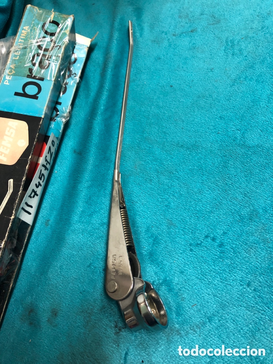 Autos und Motorr&auml;der: BRAZO LIMPIA PARABRISAS- FEMSA IZDO, 11745-1- 11745-2 derecho ( SAVA J4 )