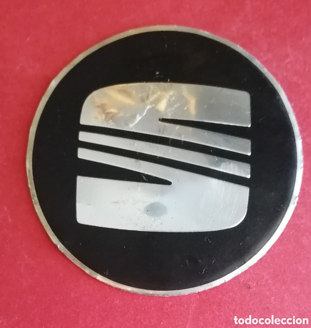 Coches y Motocicletas: EMBLEMA DE SEAT. CHAPA. EL ENVIO ESTA INCLUIDO.