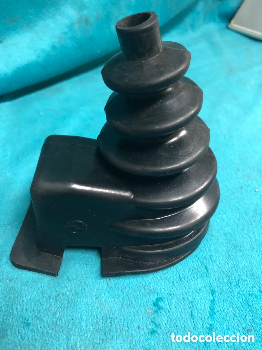 Automobili e Motociclette: FUELLE SALIDA PALANCA CAJA CAMBIOS ( SEAT )