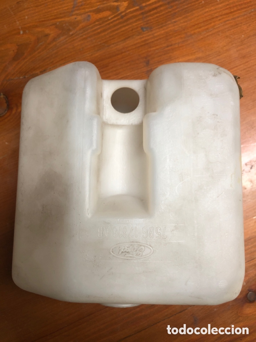 Autos und Motorr&auml;der: DEP&Oacute;SITO AGUA LIMPIAPARABRISAS 1652183 - FORD FIESTA 84- XR2 del 88 )