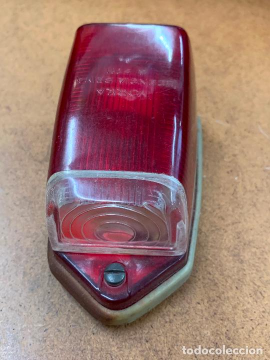 Autos und Motorr&auml;der: Antiguo piloto de Citroen 2CV. Ver fotos