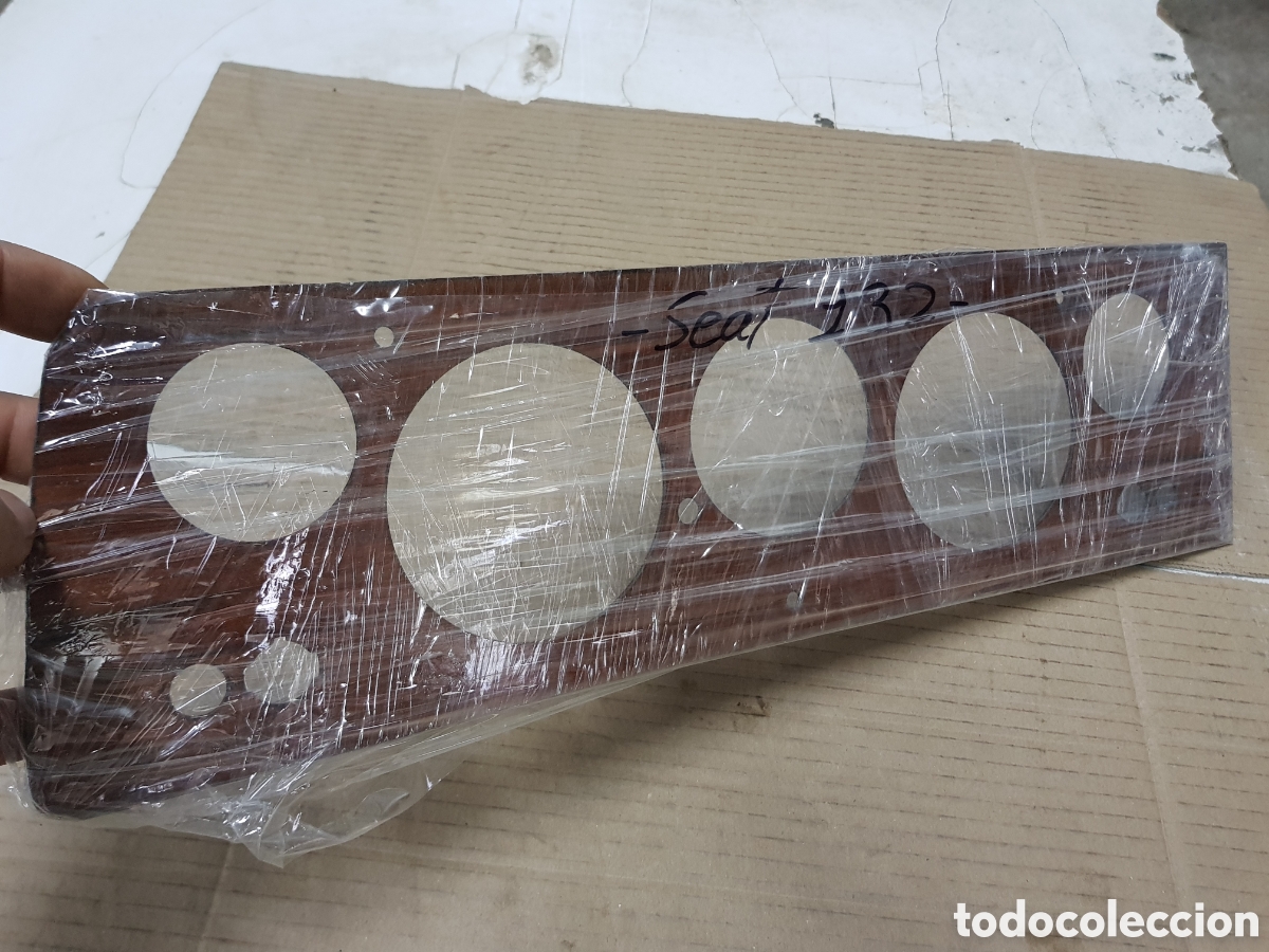 Autos und Motorr&auml;der: Madera del cuadro seat 132
