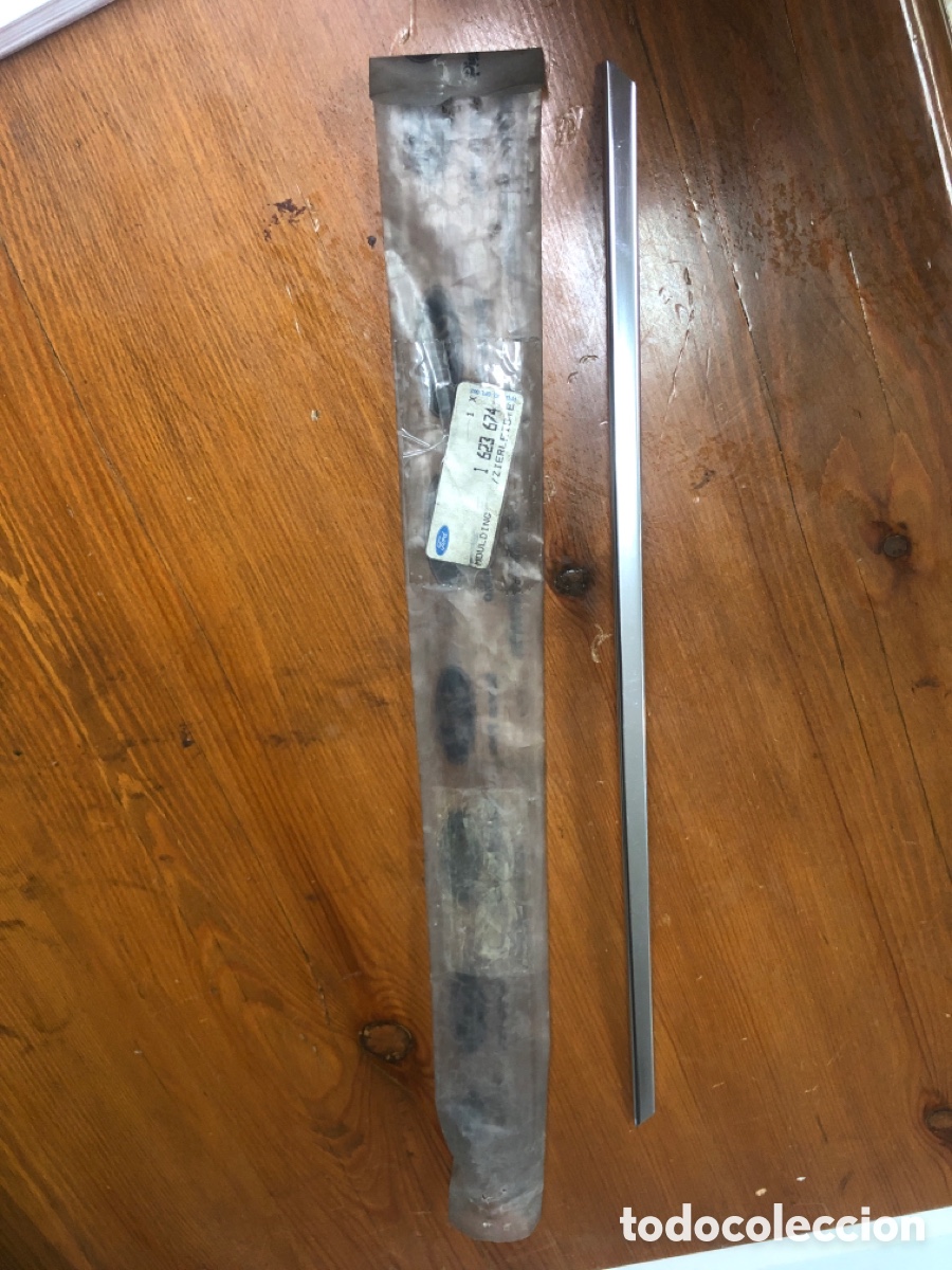 Automobili e Motociclette: MOLDURA DERECHA CROMADO SUPERIOR MARCO DE VENTANILLA-1623674 ( FORD ESCORT del 80 al 86 )