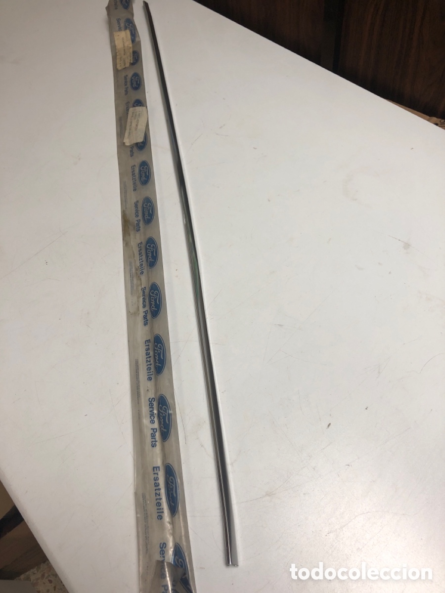 Autos und Motorr&auml;der: MOLDURA DERECHA INFERIOR VENTANILLA LATERAL-6035131 ( FORD FIESTA del 76 al 85 )