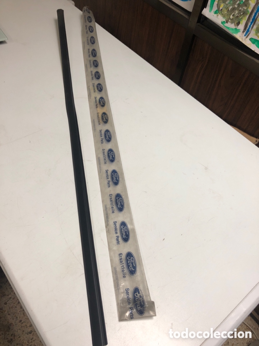 Autos und Motorr&auml;der: LIST&Oacute;N DE INSERCI&Oacute;N MOLDURA IZQUIERDA NEGRO ( FORD SIERRA 90 XR 4WD )