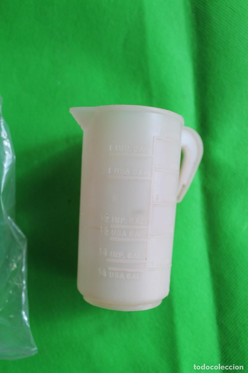  Vintage Vespa Mixing Cup 2%