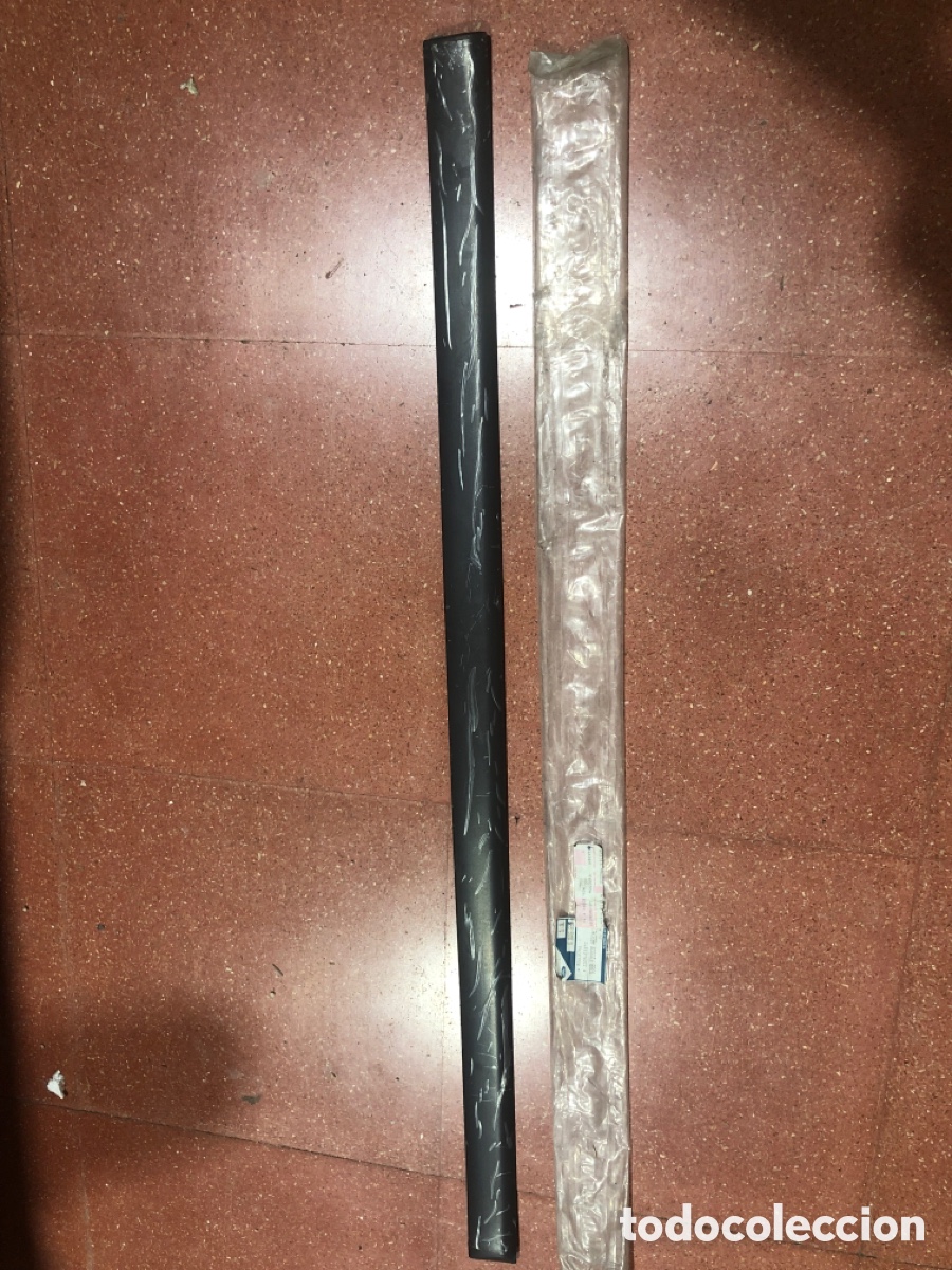 Autos und Motorr&auml;der: MOLDURA DERECHA GRIS MEDIO-6808598 ( FORD MONDEO 92-95 )