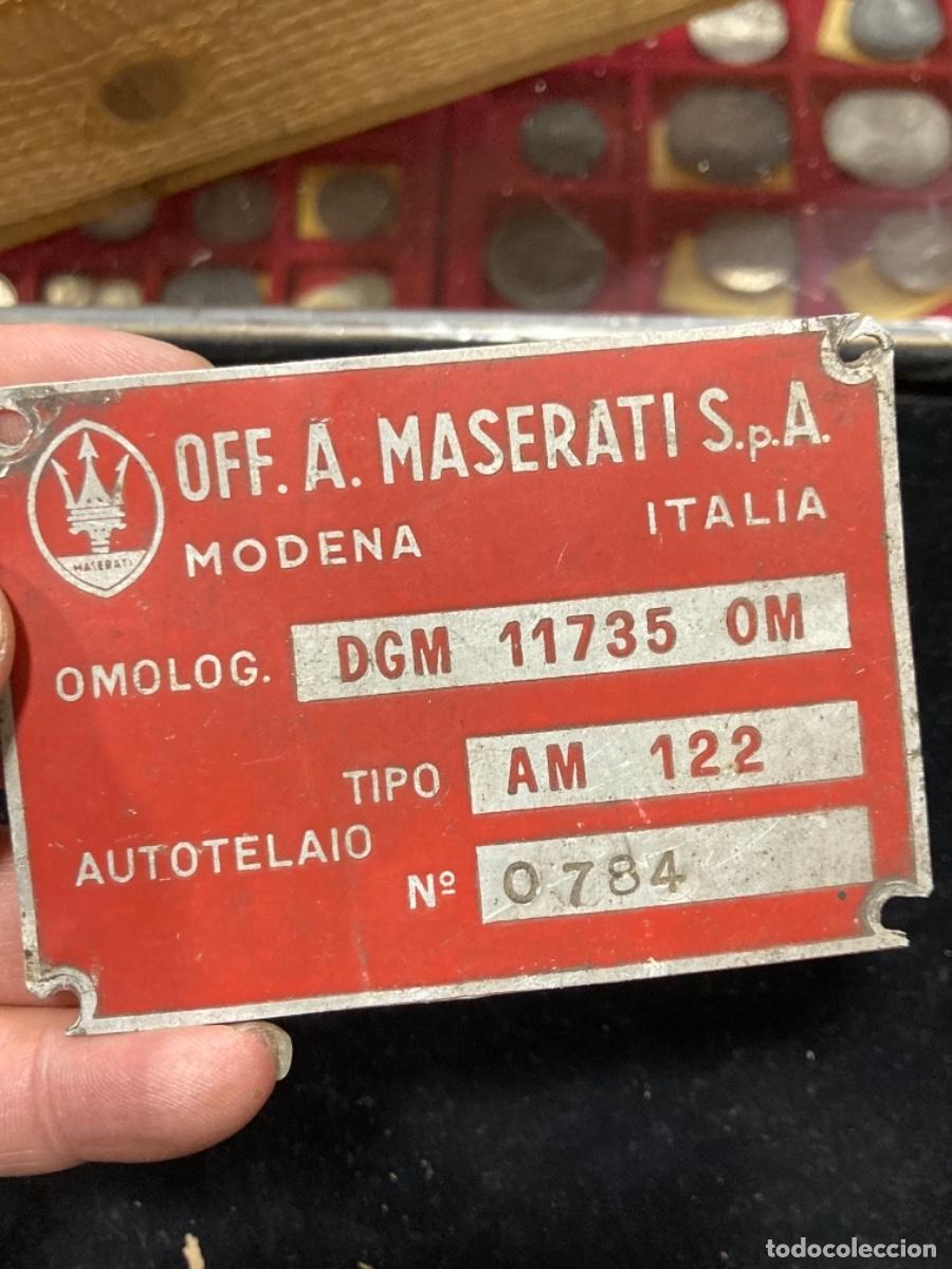 Autos und Motorr&auml;der: Antigua chapa de masserati