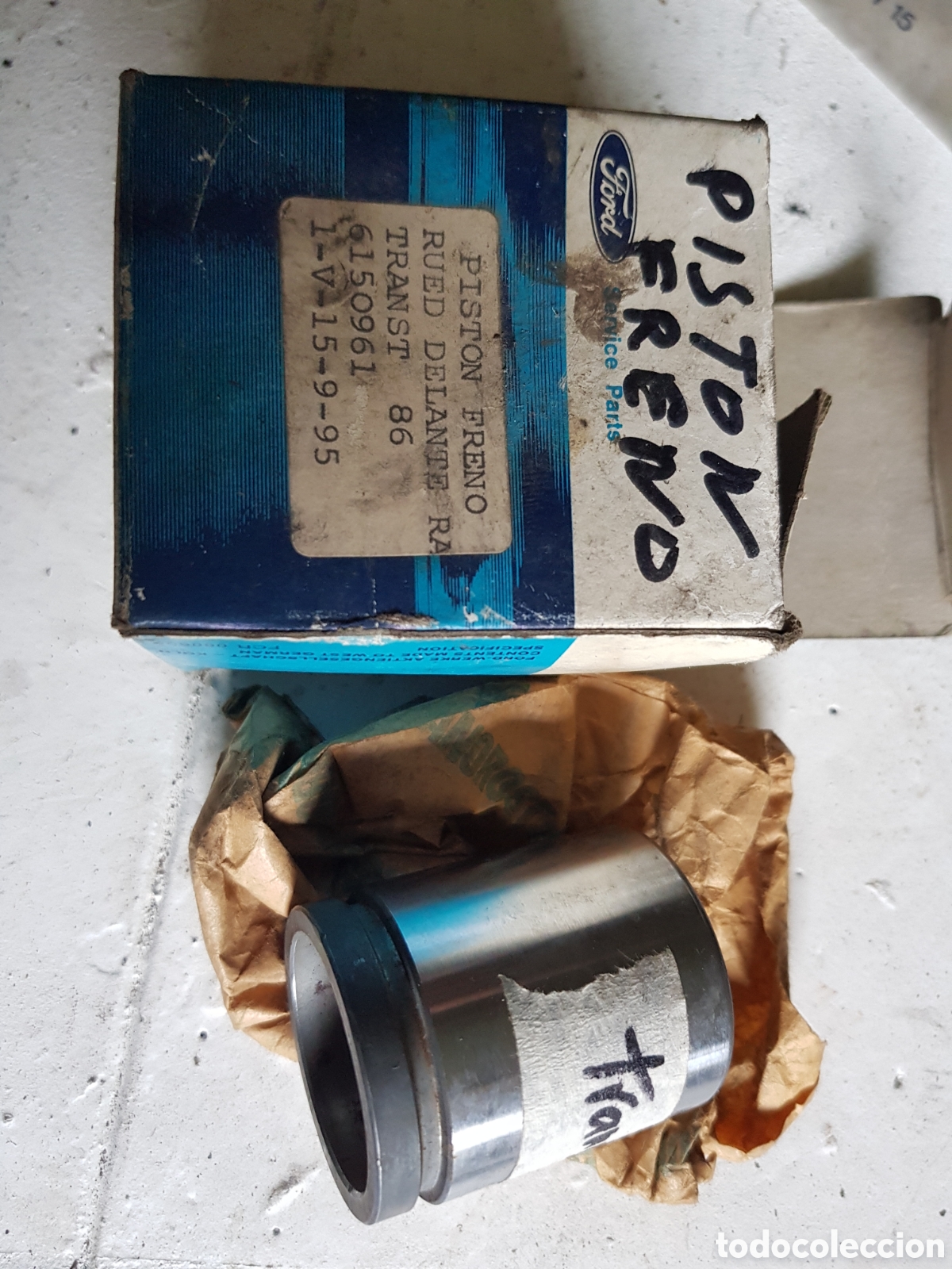 Autos und Motorr&auml;der: Piston de la pinza de freno ford Transit