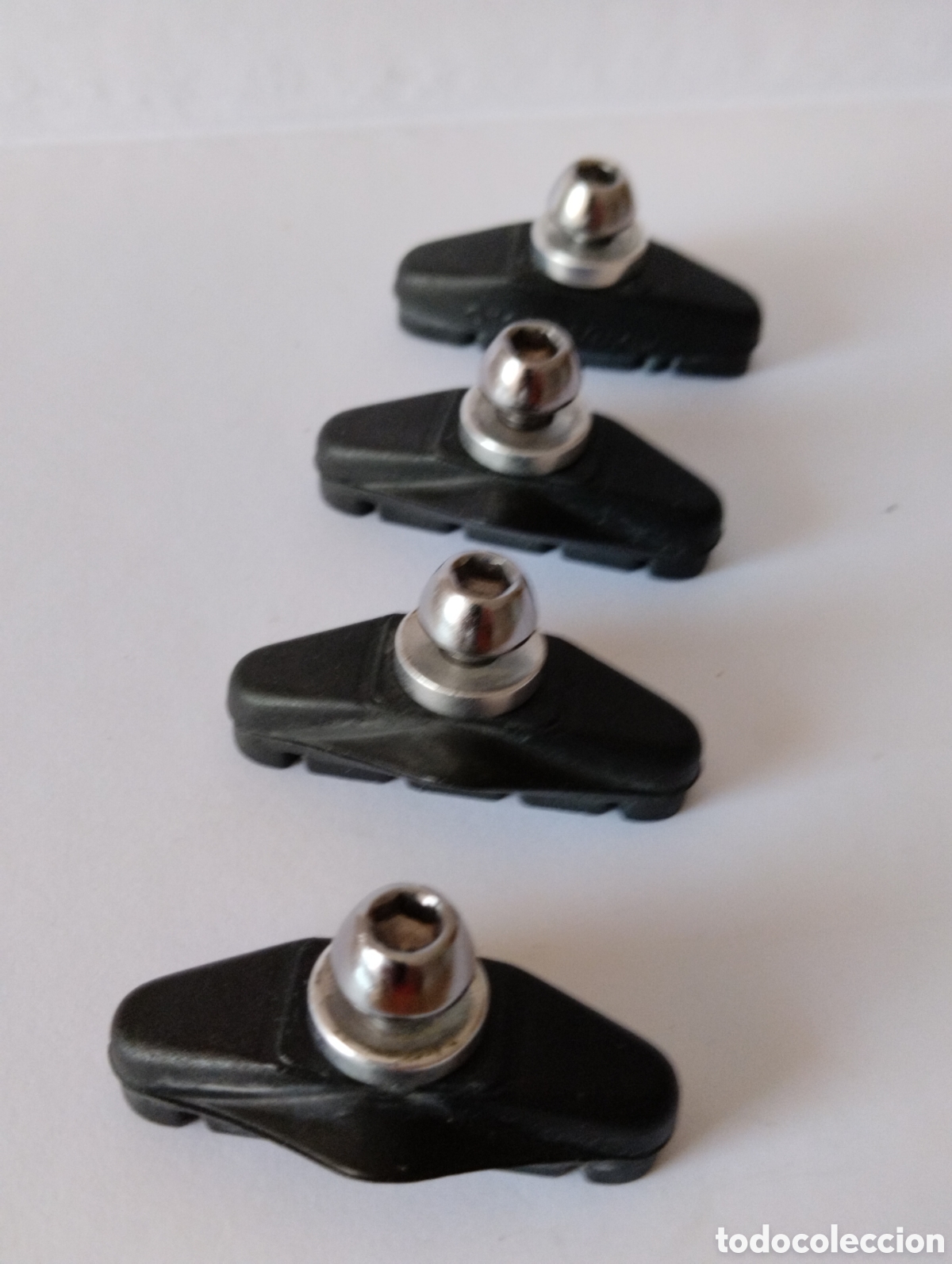 Autos und Motorr&auml;der: JUEGO DE 4 ZAPATAS FRENO PARA BICI MARCA CAMPAGNOLO MUY BUENA CONSERVACION