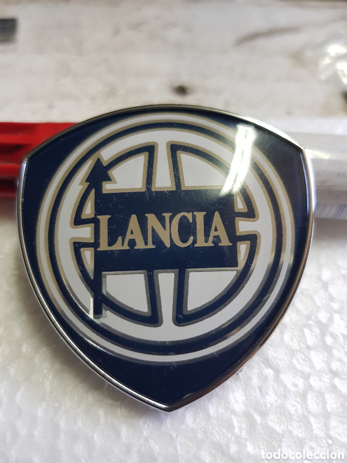 Autos und Motorr&auml;der: Antigua insignia Lancia