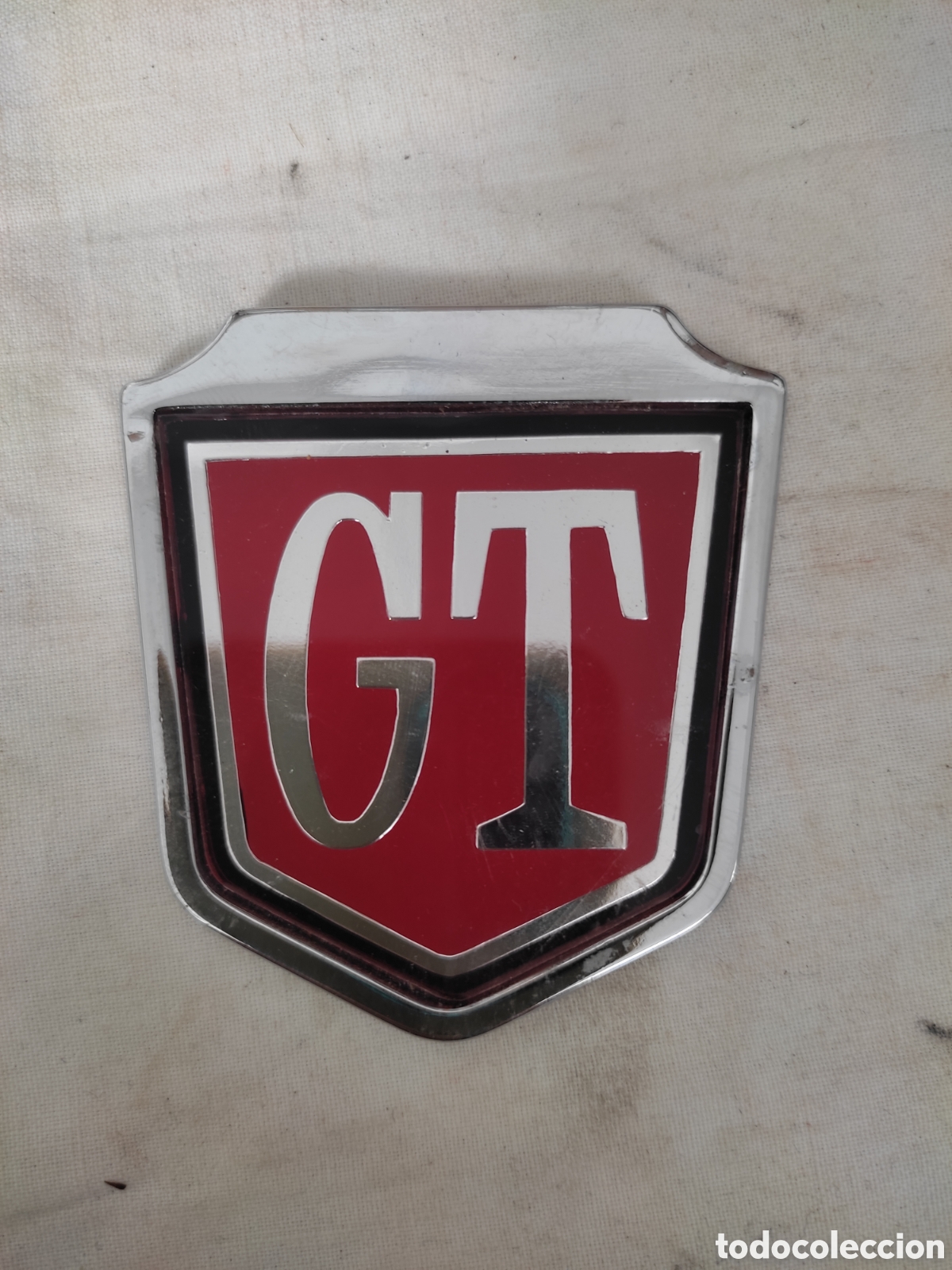Autos und Motorr&auml;der: Escudo coche gt cromado
