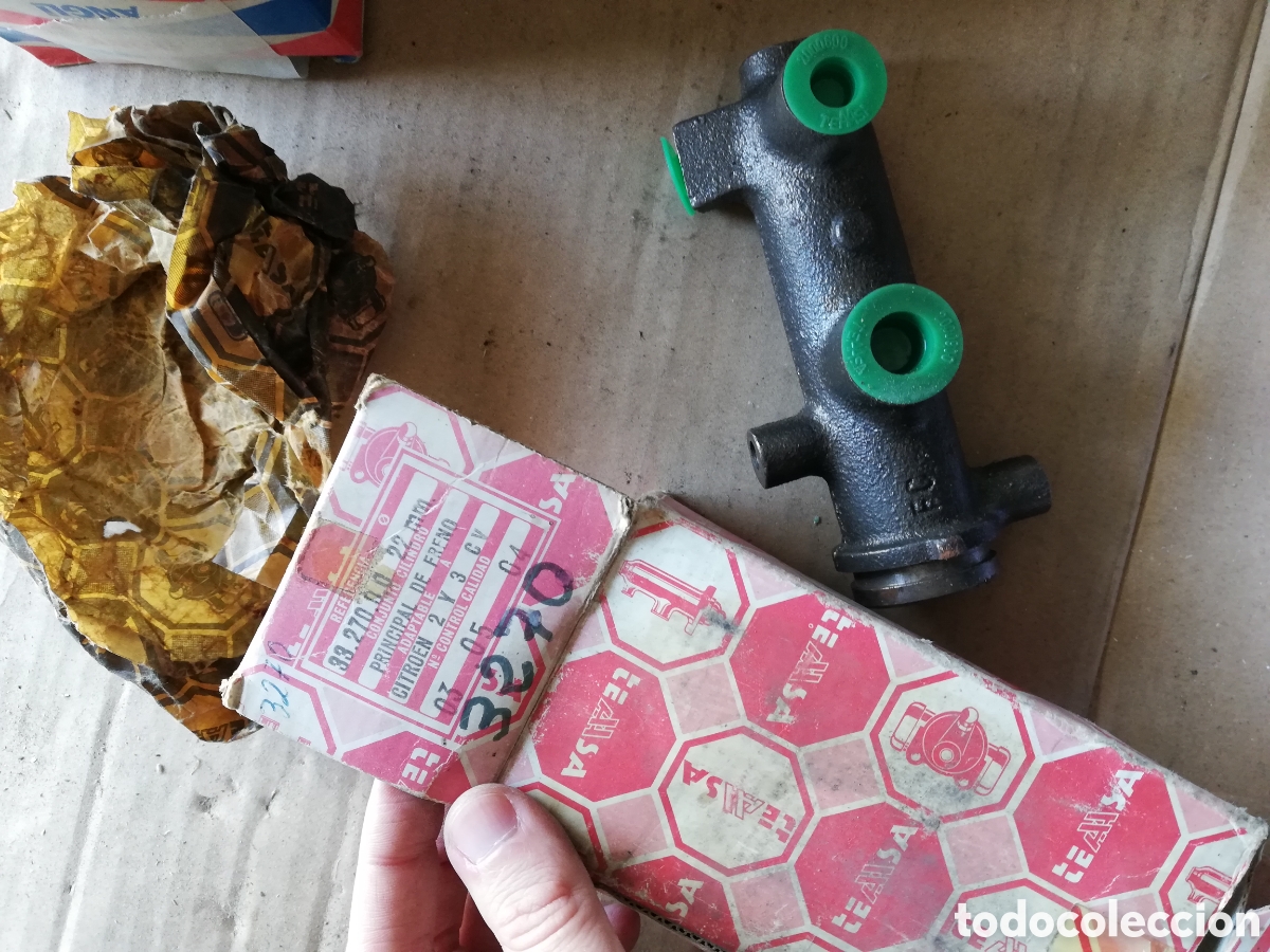Coches y Motocicletas: Bomba de freno Citro&euml;n 2cv y 3cv 22mm
