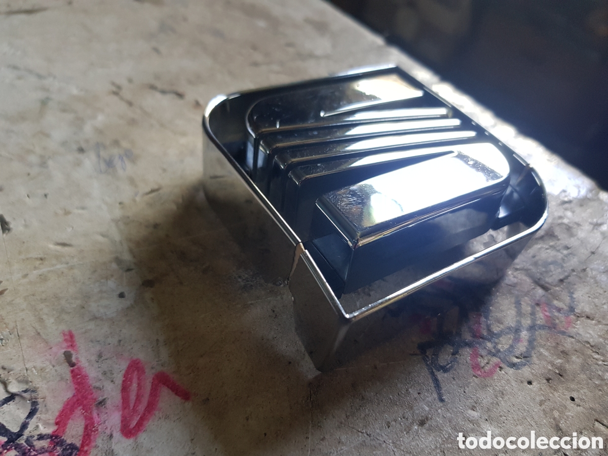 Coches y motocicletas: Insignia seat - Foto 4