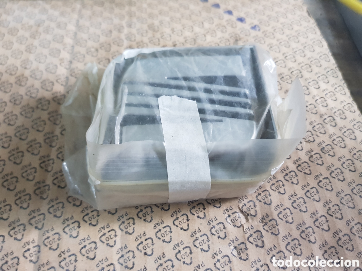 Coches y motocicletas: Insignia seat - Foto 5