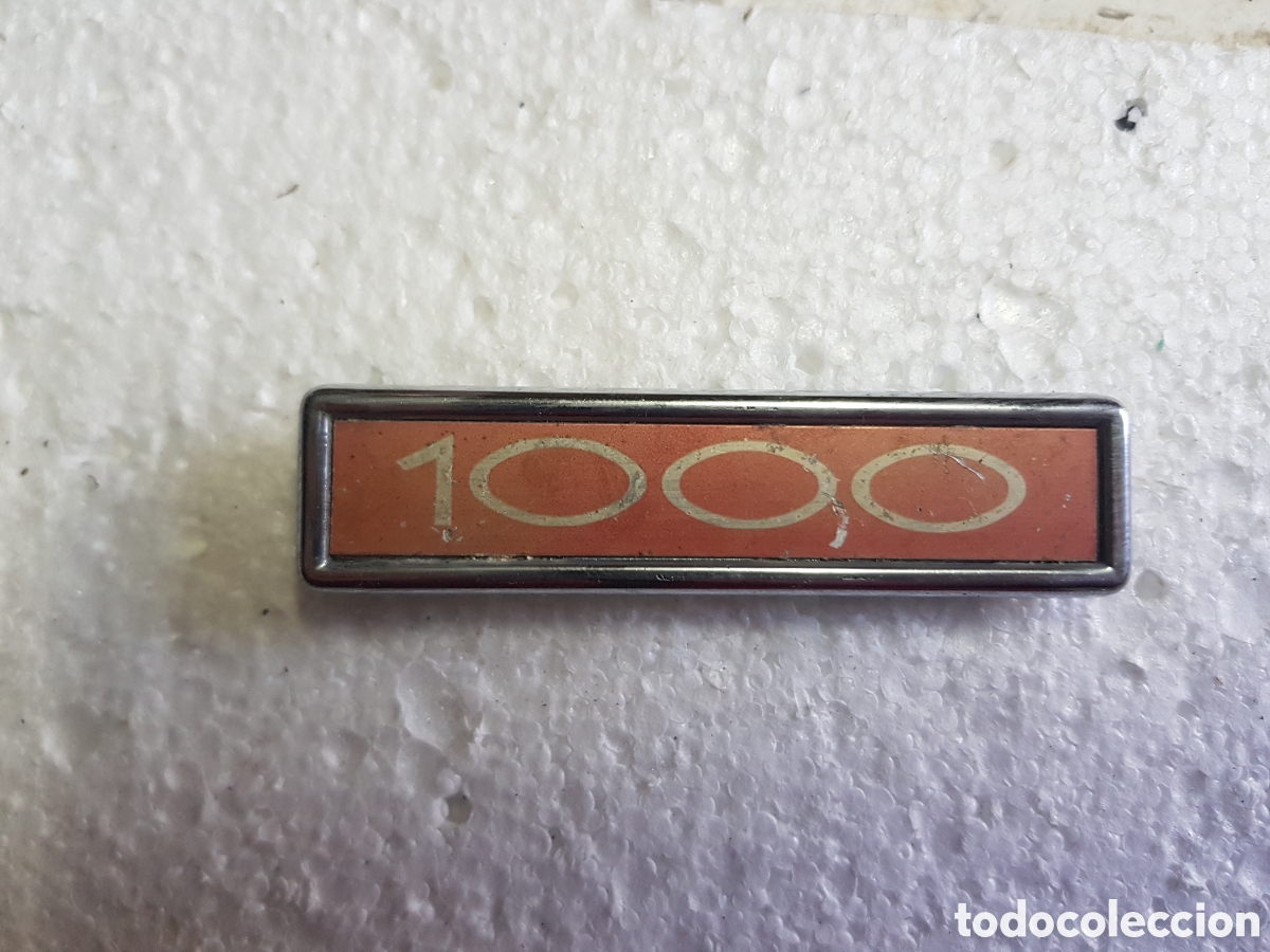 Coches y motocicletas: Insignia simca 1000 - Foto 1