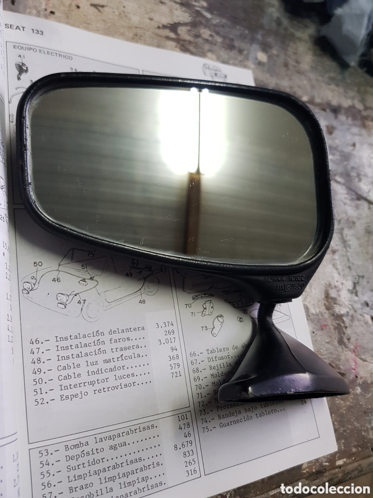 Autos und Motorr&auml;der: Retrovisor seat 133