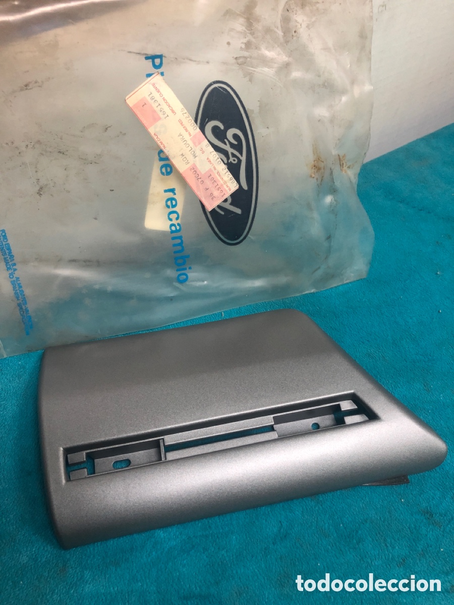 Automobili e Motociclette: MOLDURA ALETA DELANTERA IZQUIERDA- 1651381 ( FORD FIESTA 84-89 )