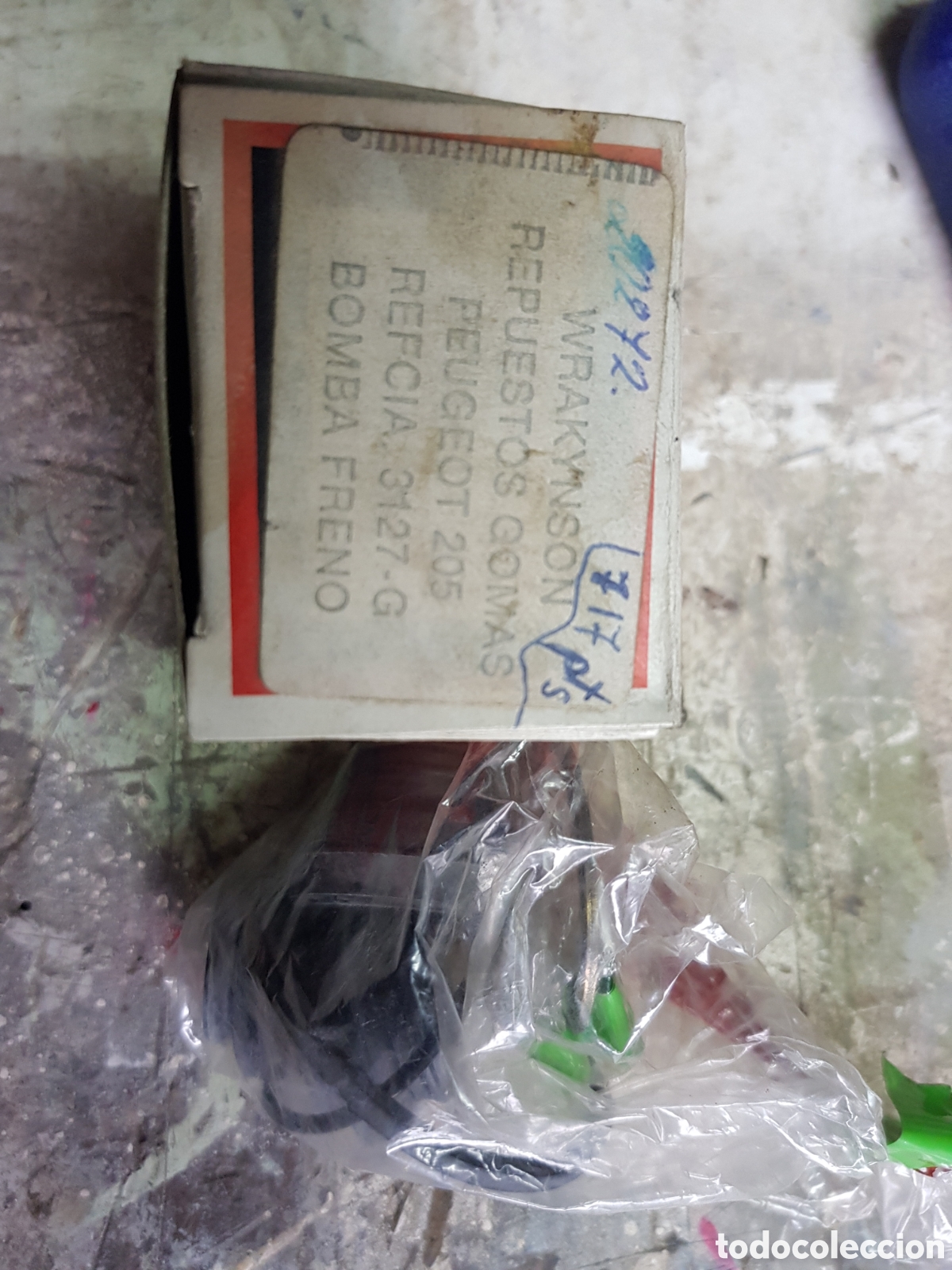 Coches y Motocicletas: Kit de gomas de reparaci&oacute;n Peugeot 205