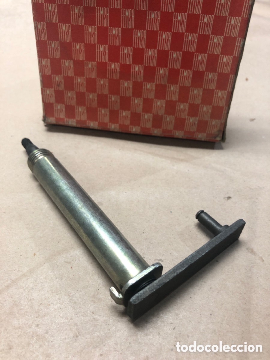 Autos und Motorr&auml;der: EJE SECUNDARIO LIMPIAPARABRISAS- FEMSA 11629-12 ( RENAULT 12 del 70 al 71 )