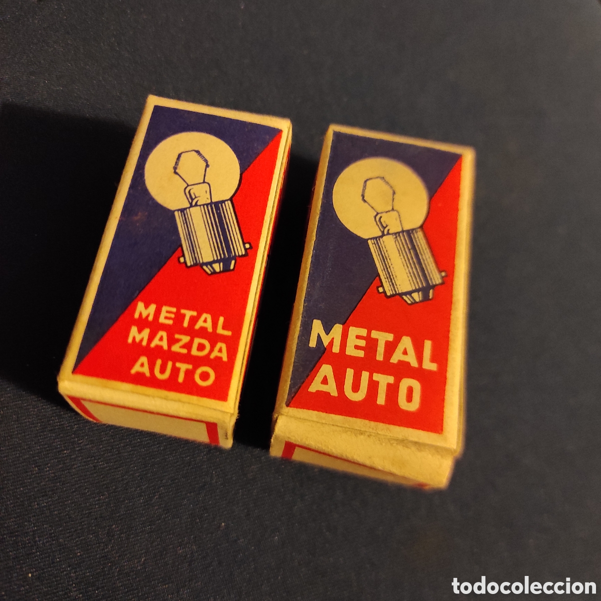 Autos und Motorr&auml;der: Dos bombillas antiguas de coche