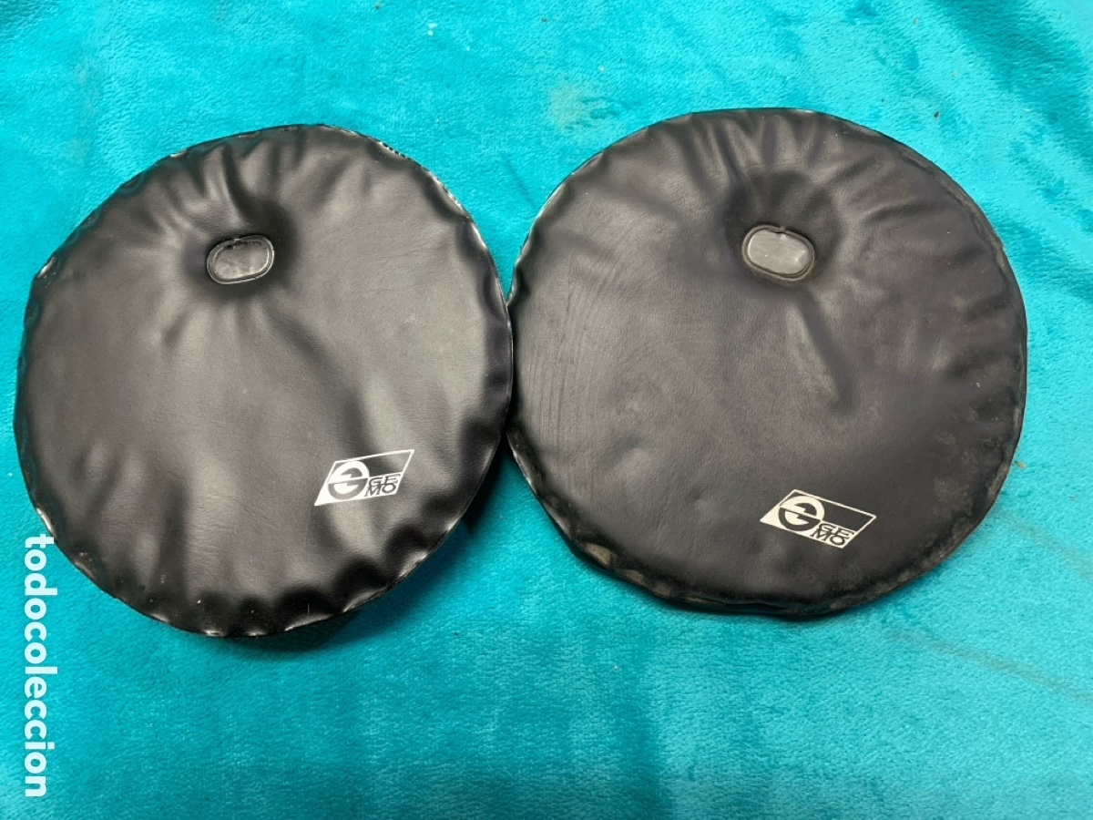 Autos und Motorr&auml;der: JUEGO CUBRE FAROS ( GEMO) di&aacute;metro 16