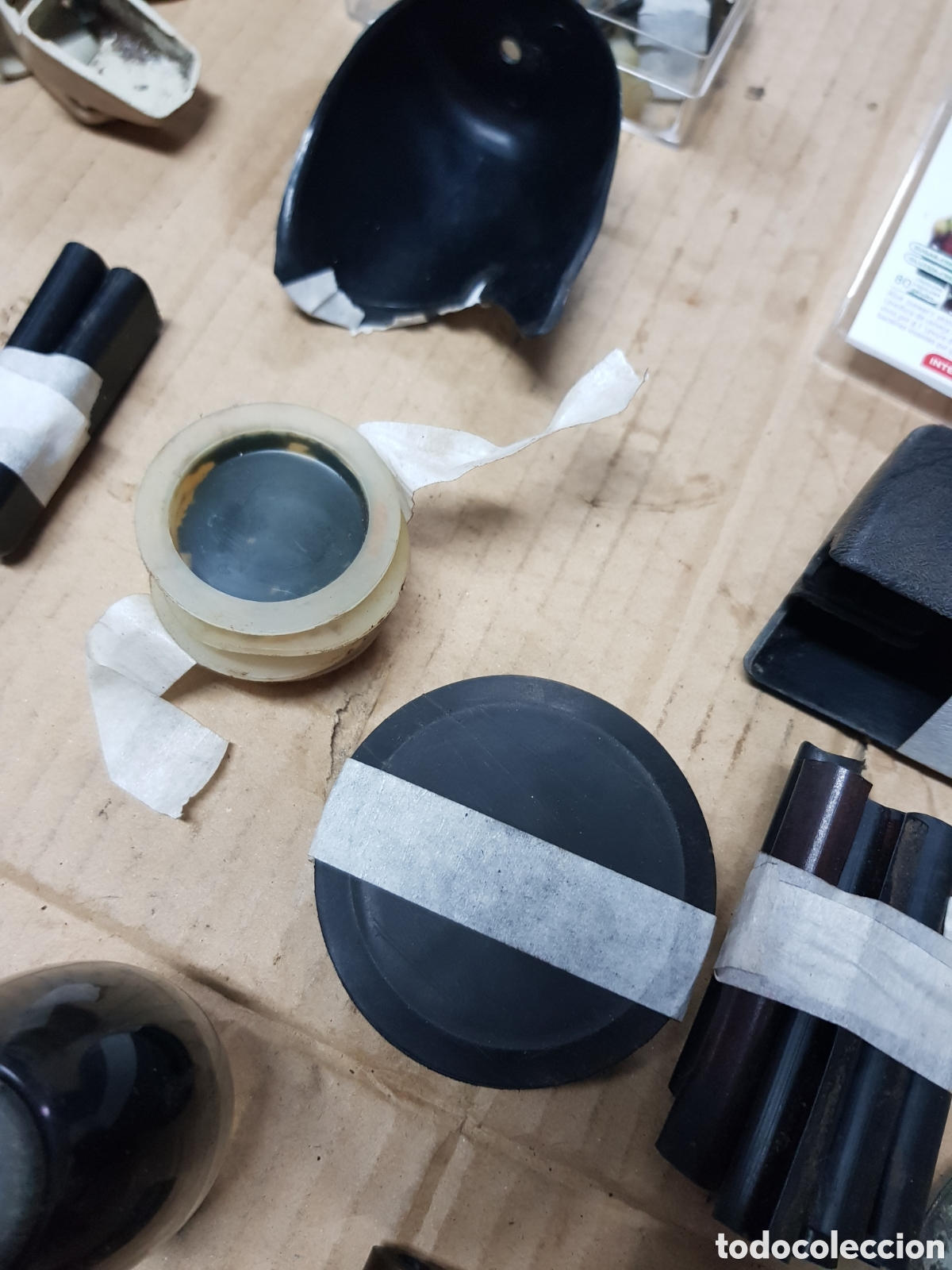 Coches y Motocicletas: Tapones del piso Chrysler 180