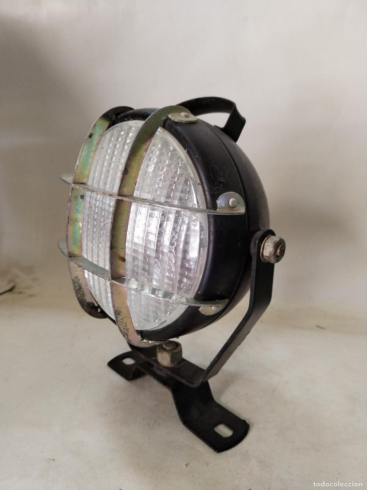 Autos und Motorr&auml;der: faro - c119