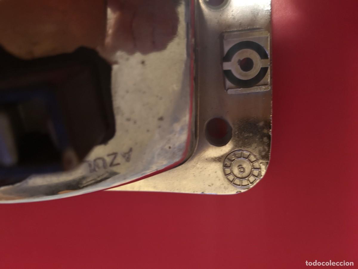Coches y motocicletas: Intermitente Seat 127. - Foto 6