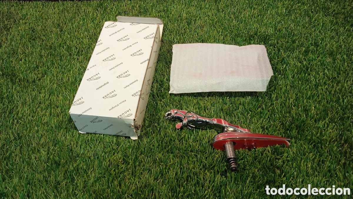 Coches y Motocicletas: LOGOTIPO JAGUAR PARA FRONTAL COCHE ORIGINAL.VER FOTOS!!!