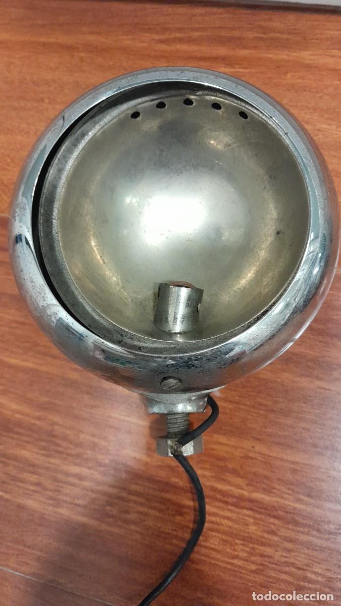 Automobili e Motociclette: Faro de moto o coche antiguo