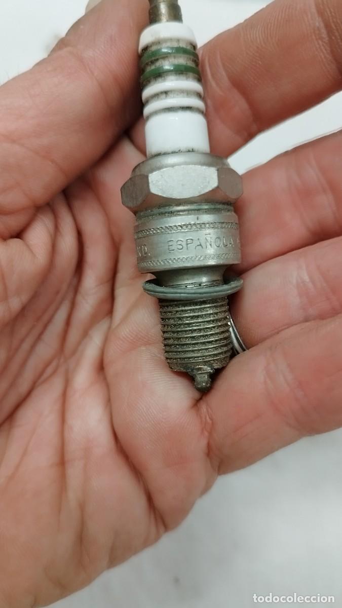 Coches y motocicletas: Antigua buj&iacute;a marca Bosch - Foto 5