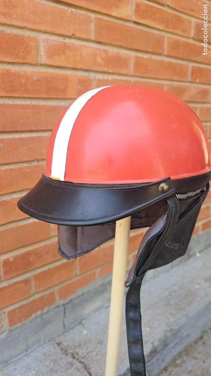 Autos und Motorr&auml;der: Antiguo casco de moto