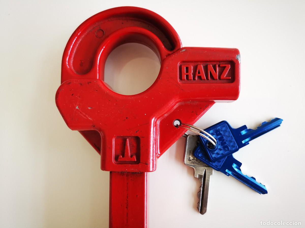 Coches y Motocicletas: Barra RANZ antirrobo (pedal volante) con tres llaves
