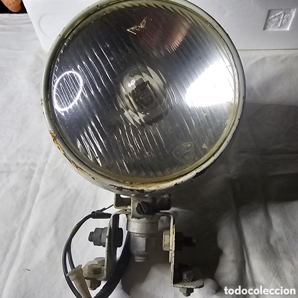 Automobili e Motociclette: FARO ANTIGUO KINBY MOTOCICLETA CON INTERRUPTOR, Y ASA,14.5 CM DTRO SOLO CRISTAL,DE FONDO COCO